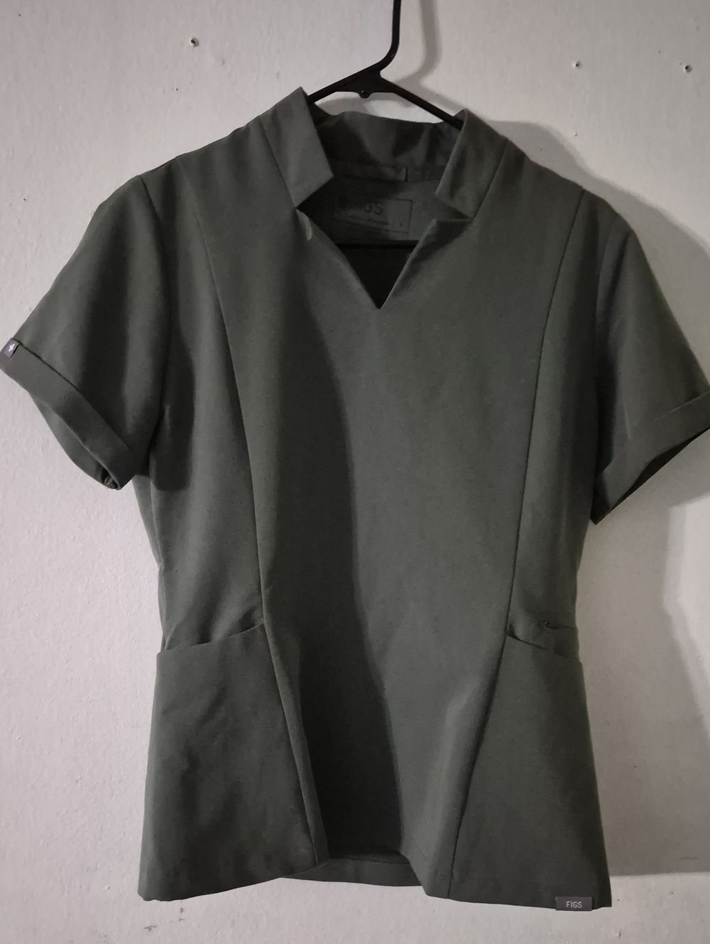 Figs Olive Green Short Sleeve Slim Scrub Top Technical Collection